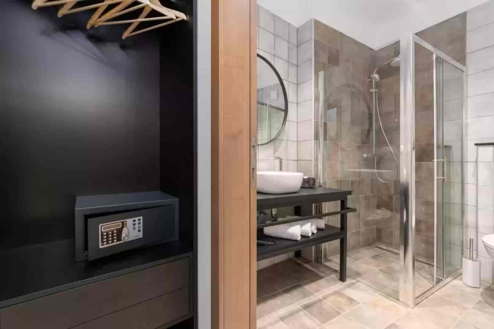 Luxury Double Room - Bathroom